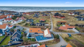 Large Holiday Home With Pool And Spa In The Middle Of Blokhus Town, Close To The North Sea,